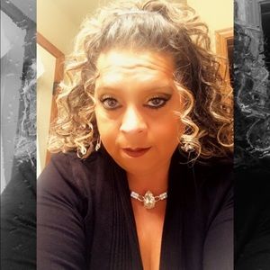 Meet your Posher, Liliana